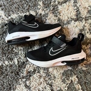 EUC Nike Air Zoom Arcadia 2- kids size 12c
